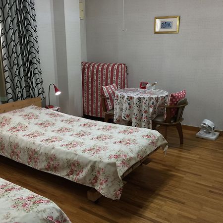 Ladies Inn Motomachi - Caters To Women Hita Zewnętrze zdjęcie